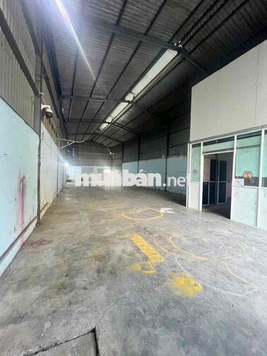 Kho Xưởng TPK Tân Uyên 300m/12tr có Văn Phòng