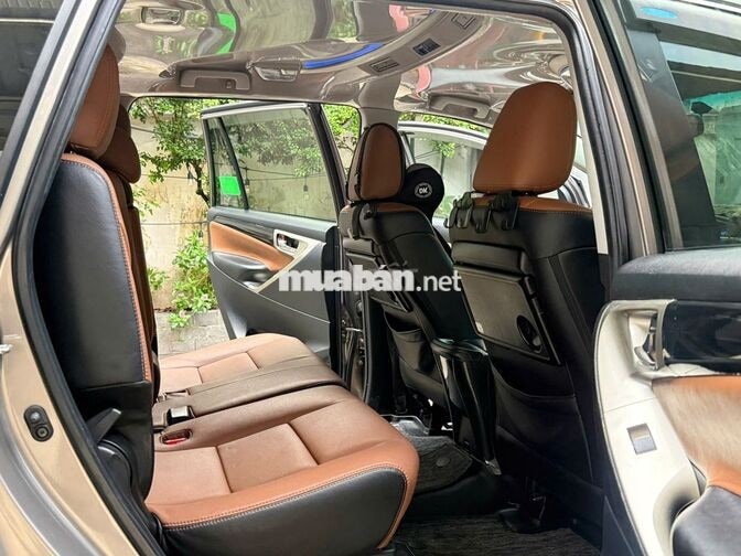 TOYOTA INNOVA 2019 G 7 CHỖ MÀU ĐỒNG