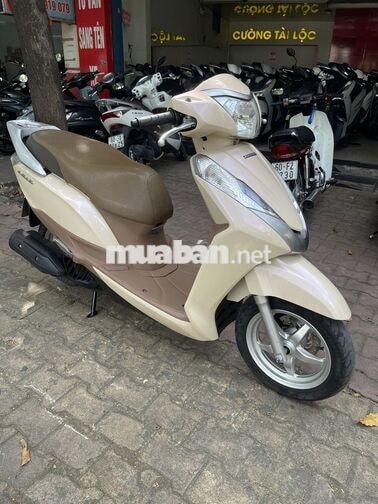 Honda Lead 125 2015 màu vàng kem