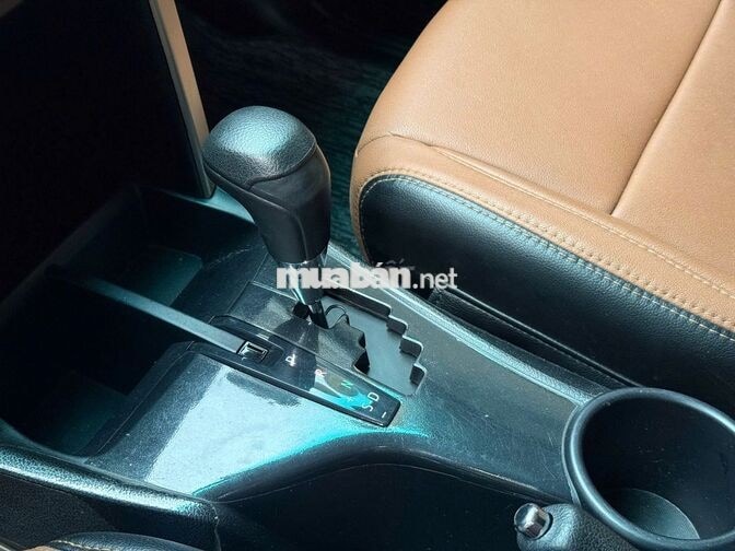 TOYOTA INNOVA 2019 G 7 CHỖ MÀU ĐỒNG