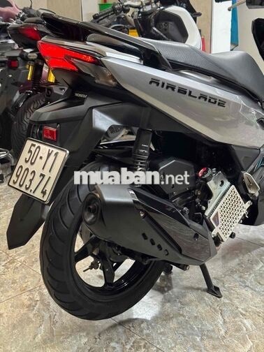 Honda Air Blade 125 2023 4val Bạc đen