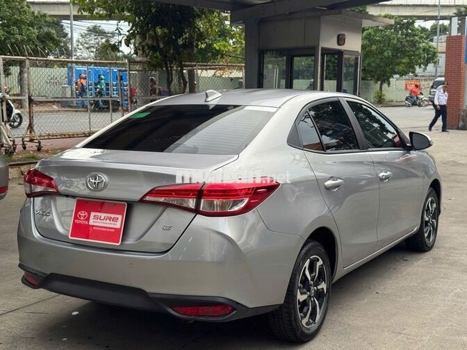 Toyota Vios 2024 E CVT Bạc 37.363 km