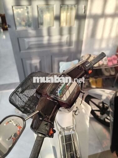 Honda Dream Boss Nâu trắng