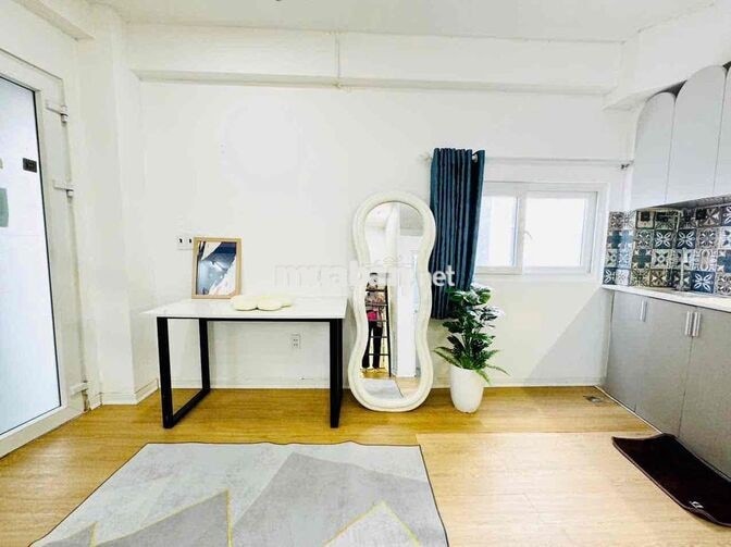 Gác cửa sổ sáng New mới kengg , Âu dương lân q8 Ngay Cầu Chữ Y giáp q5
