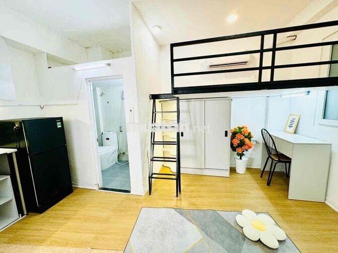 Gác cửa sổ sáng New mới kengg , Âu dương lân q8 Ngay Cầu Chữ Y giáp q5