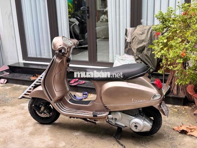 Piaggio Vespa Lx125cc Fi màu nâu đồng bstp xe đẹp