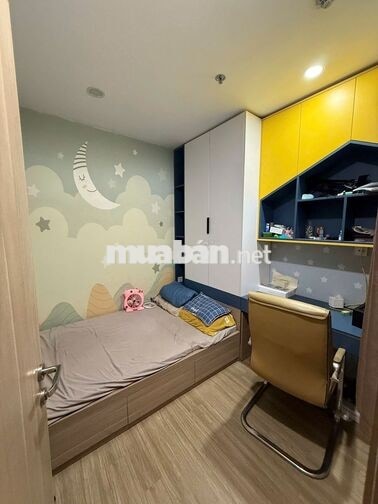 Bán căn 2 ngủ, diện tích 55m, phân khu S, giá 3 tỷ 2