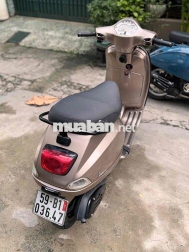 Piaggio Vespa Lx125cc Fi màu nâu đồng bstp xe đẹp