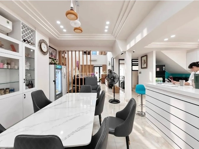 Biệt thự 3 lầu tuyệt đẹp Cao cấp mặt tiền hẻm xe hơi 6m khu VIP Lam Sơ