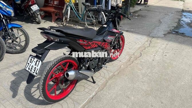 Suzuki Satria 150 2019 đỏ đen ( hỗ trợ góp )