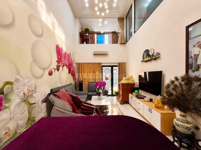 Biệt thự 3 lầu tuyệt đẹp Cao cấp mặt tiền hẻm xe hơi 6m khu VIP Lam Sơ