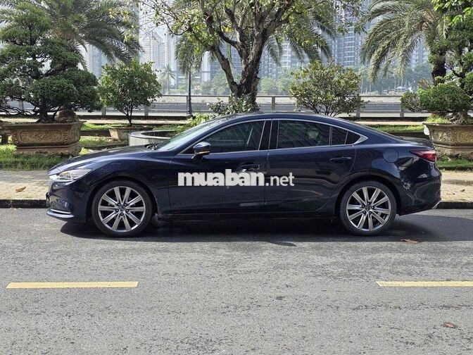 Mazda 6 2021 2.0 Premium 43.000 km Xanh Đen 1Chủ