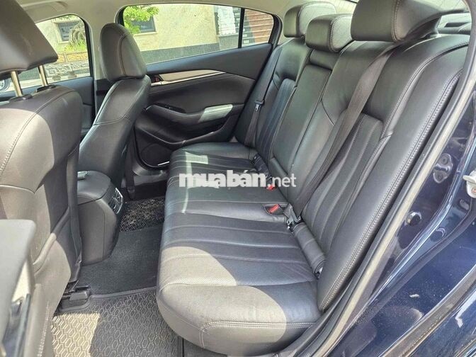 Mazda 6 2021 2.0 Premium 43.000 km Xanh Đen 1Chủ