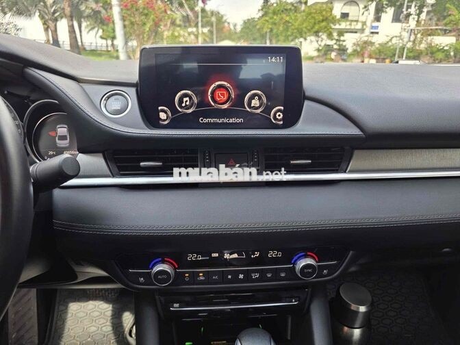 Mazda 6 2021 2.0 Premium 43.000 km Xanh Đen 1Chủ