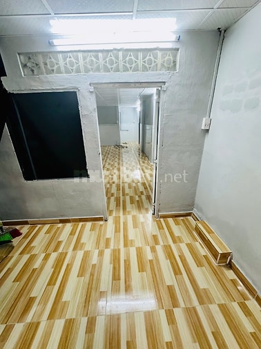 Cho thuê lầu 1 nhà 2 mặt hẻm đường nguyễn tiểu la