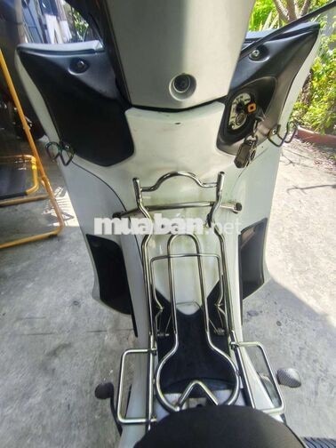 HONDA FUTURE 125 TRẮNG