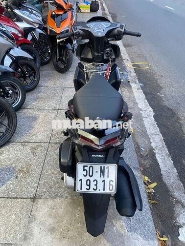Honda Air Blade 2017 đen mới 90%