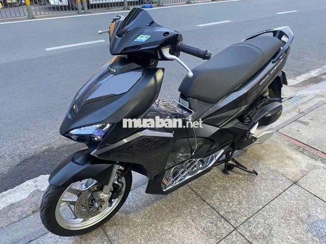 Honda Air Blade 2017 đen mới 90%