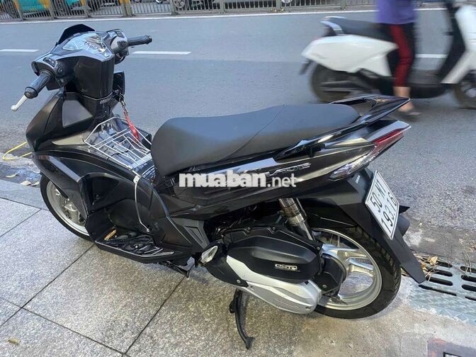 Honda Air Blade 2017 đen mới 90%