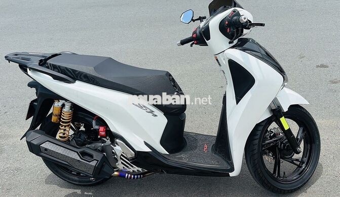Honda SH màu trắng