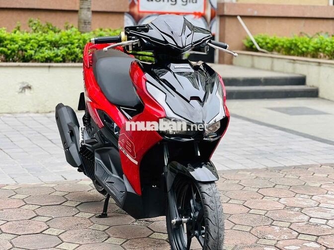 Honda Air Blade 125 2024 màu Đỏ đen xe đẹp như mới