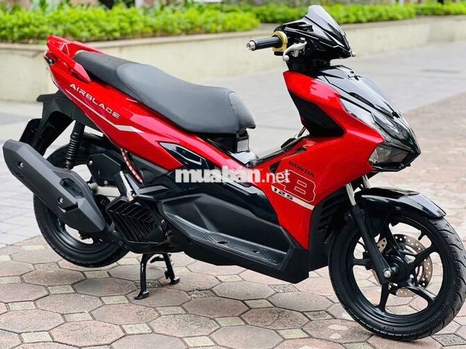 Honda Air Blade 125 2024 màu Đỏ đen xe đẹp như mới