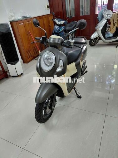 HONDA SCOOPY 2024 2400KM NÂU KEM