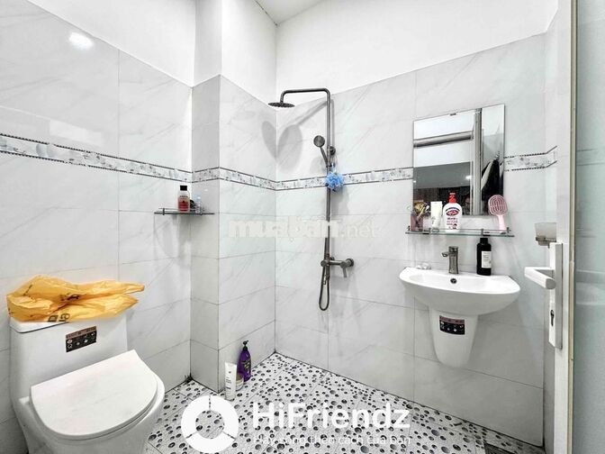 SIÊU PHẨM CÓ 102 DUPLEX BAN CÔNG FULL NỘI THẤT MỚI XÂY Ở NGÃ TƯ 4 XÃ