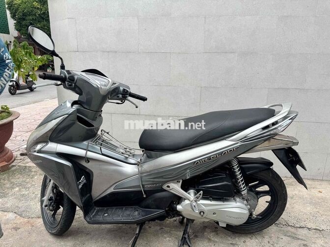 Honda Air Blade 2012 - 8tr5 - Công chứng