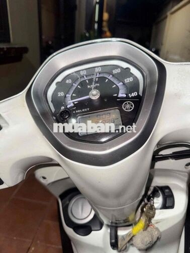 Yamaha Grande 2018 màu trắng