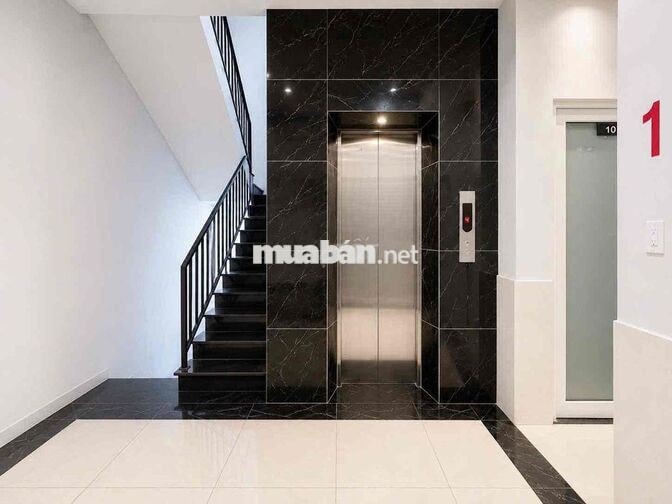 Gác cửa sổ sáng thang máy, Âu dương lân q8 ngay cầu Chữ Y sát quận 5