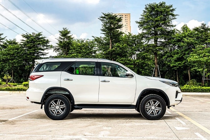 Bán rẻ TOYOTA FORTUNER AT DẦU 2022 máy số Zin rất đẹp như mới 