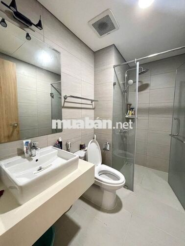 Cho thuê căn hộ 61m² (2 Phòng ngủ) mặt tiền Võ Văn Kiệt, An Lạc