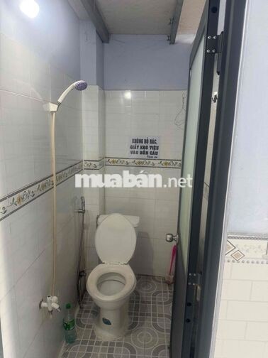 Phòng trọ gần cầu vượt ngã tư ga