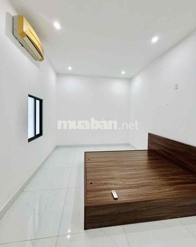 Cho thuê nhà Hoà Xuân 13tr nhà mới sạch sẽ, có nội thất