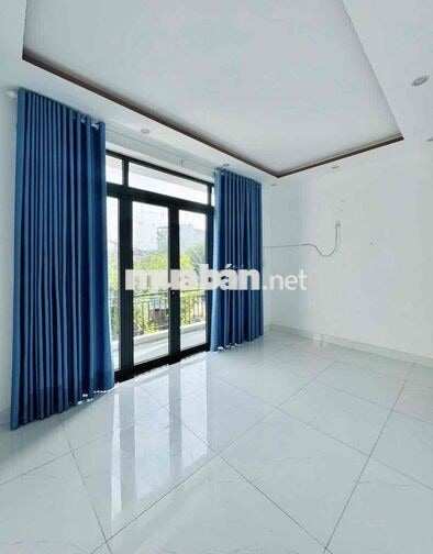 Cho thuê nhà Hoà Xuân 13tr nhà mới sạch sẽ, có nội thất