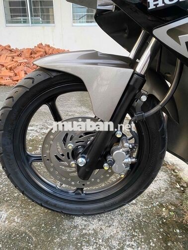 Honda Air Blade màu xám