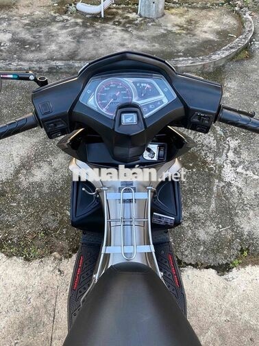 Honda Air Blade màu xám