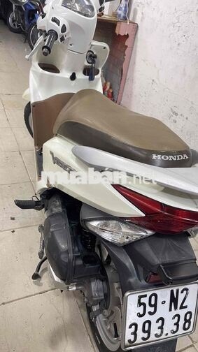 Honda Vision màu trắng