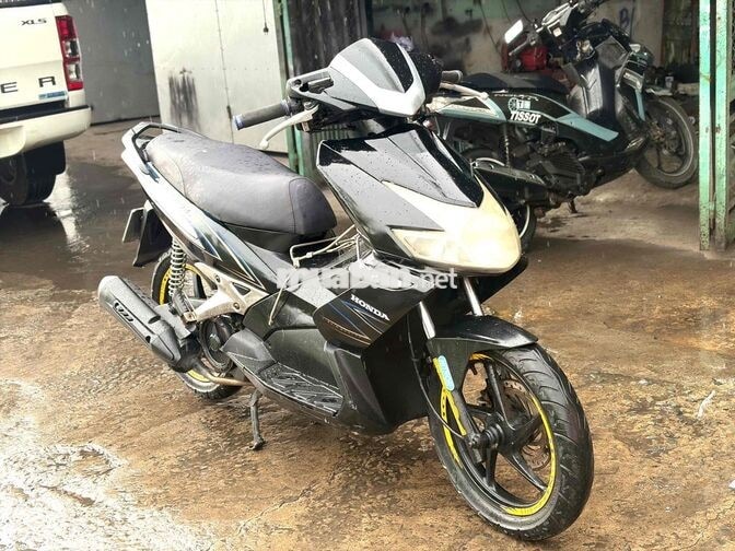 Honda Air Blade xe máy tay ga đen