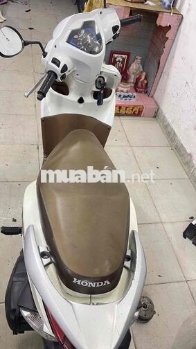 Honda Vision màu trắng