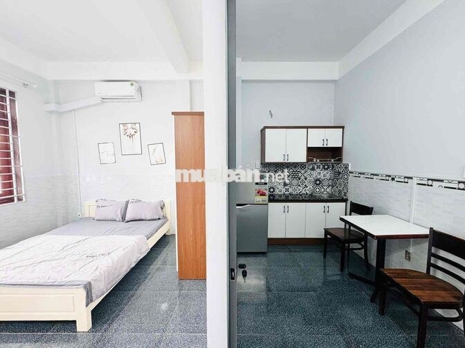 🏠Cho thuê 1 phòng ngủ tách bếp ban công LẠC LONG QUÂN 30m2 thoáng 6tr9