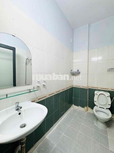🏠Cho thuê 1 phòng ngủ tách bếp ban công LẠC LONG QUÂN 30m2 thoáng 6tr9