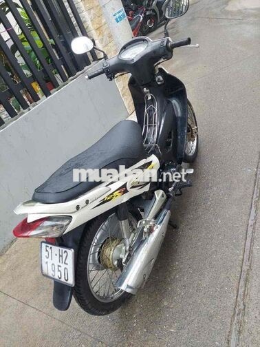 Honda Future 2 2004 màu Trắng đen