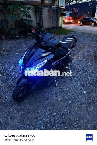 Honda Air Blade màu Đen