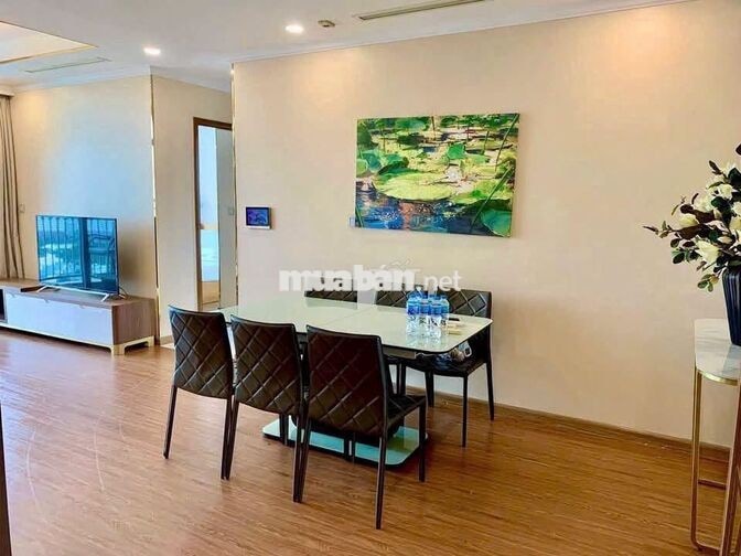 Cho thuê căn hộ cao cấp Vinhomes Central Park 108m2 3PN full nội thất