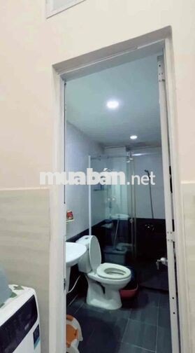 Cho Thuê Nhà Gần UBNP p.Bình Chiểu,/Tl43, Hẻm Xe Hơi Ngang 7M Giá 10tr
