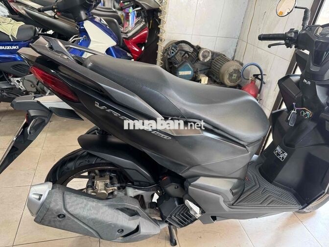 HONDA VARIO 160 2023 ĐEN
