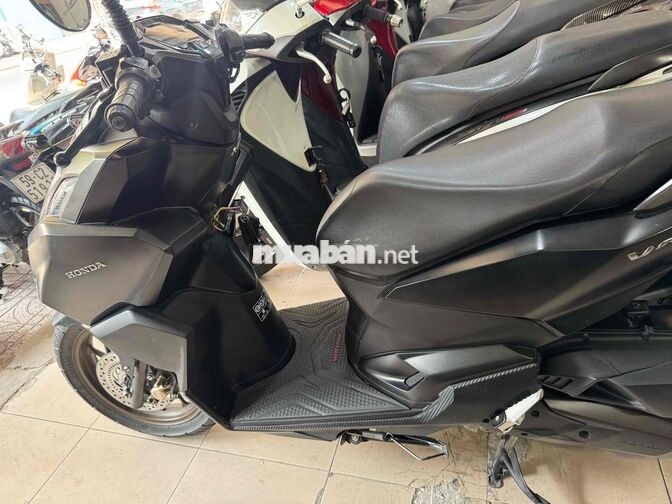 HONDA VARIO 160 2023 ĐEN