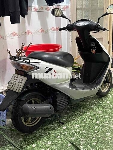 Honda Dio Z4 50cc Nhật Bản màu Trắng